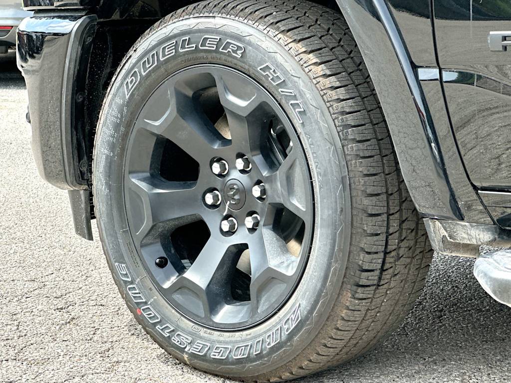 Thumbnail: 2026 RAM 1500 - 8