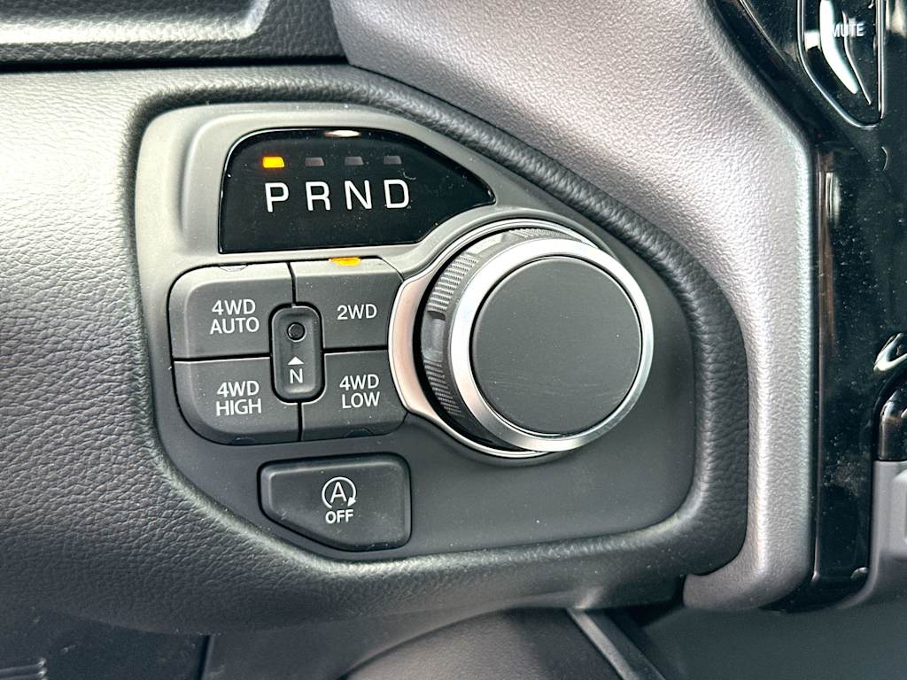 Thumbnail: 2026 RAM 1500 - 25