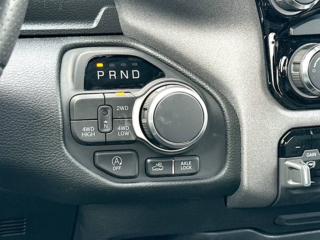 Thumbnail: 2026 RAM 1500 - 26