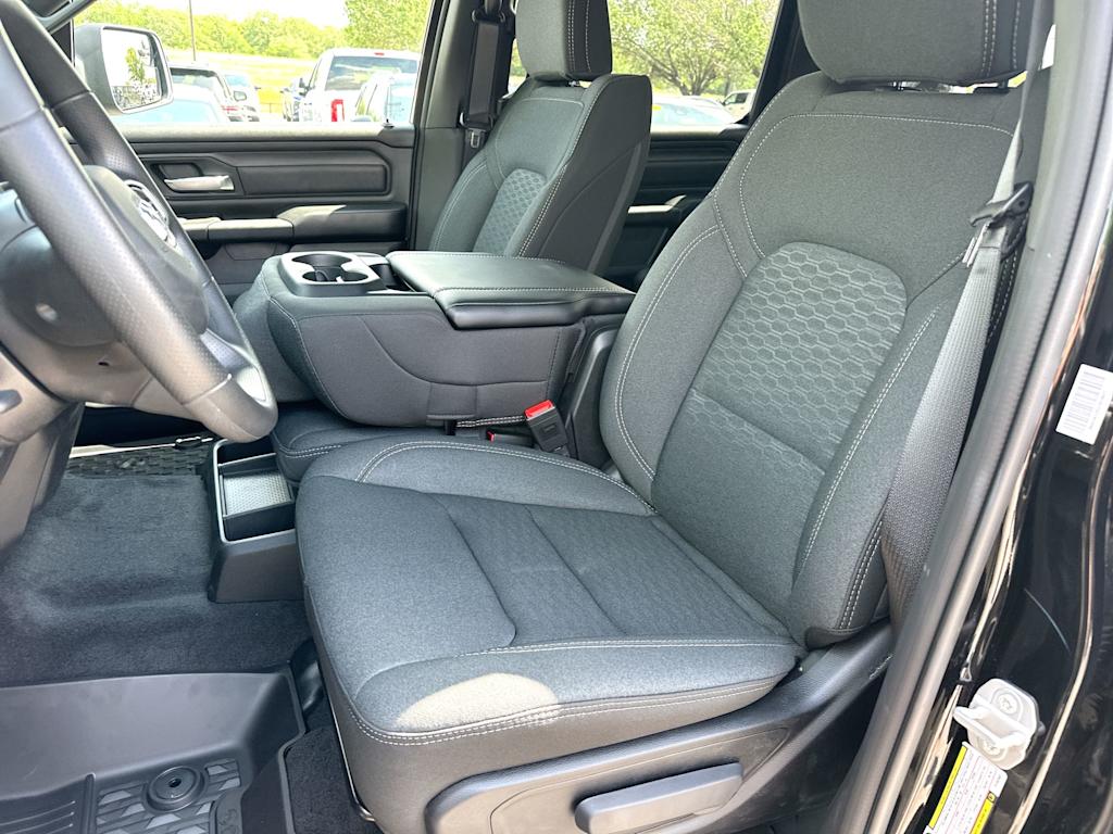 Thumbnail: 2026 RAM 1500 - 10