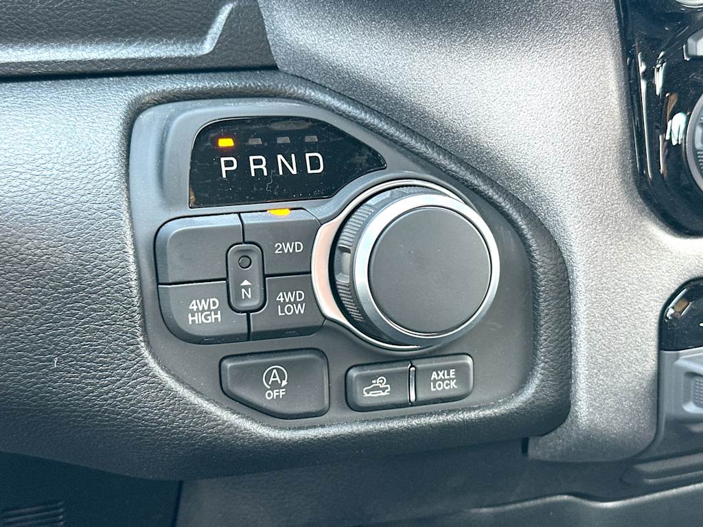 Thumbnail: 2026 RAM 1500 - 26