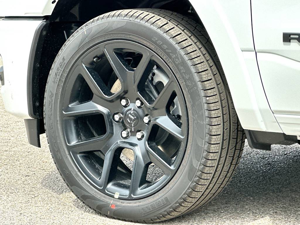 Thumbnail: 2026 RAM 1500 - 8