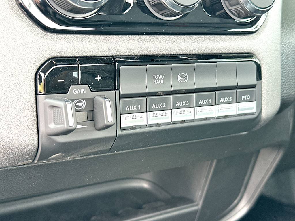 Thumbnail: 2026 RAM 3500 - 22