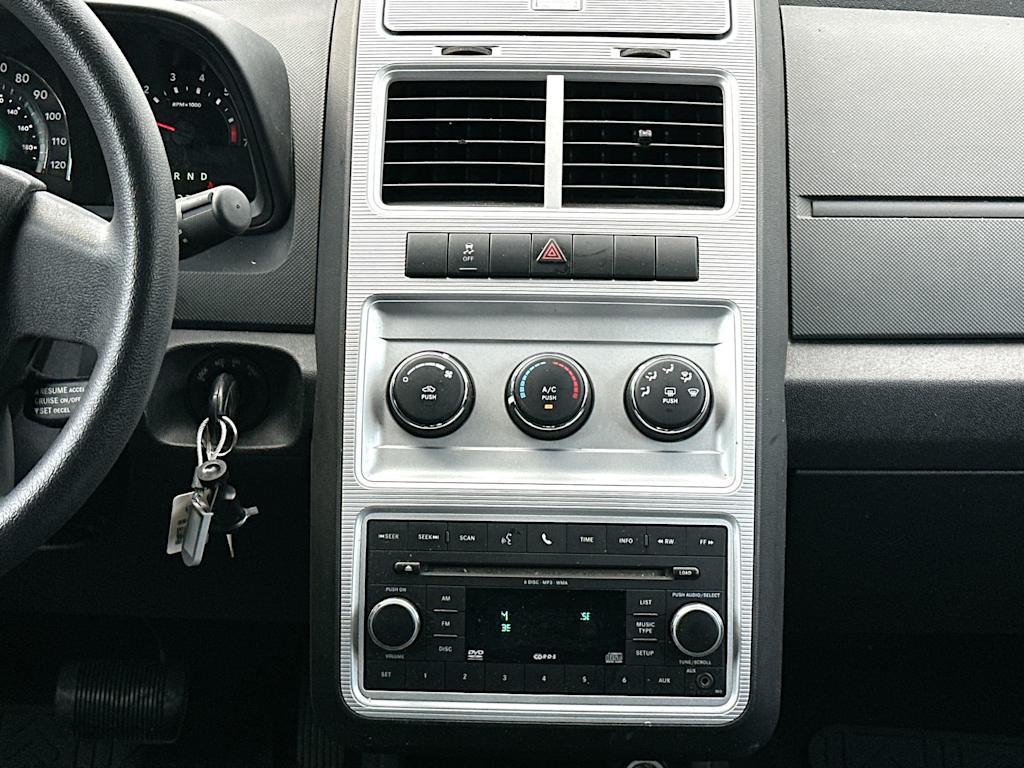 Thumbnail: 2010 Dodge Journey - 13