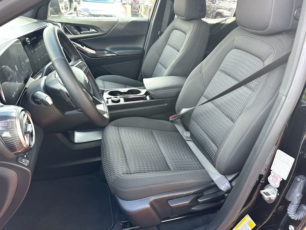 Thumbnail: 2026 Chevrolet Equinox - 10