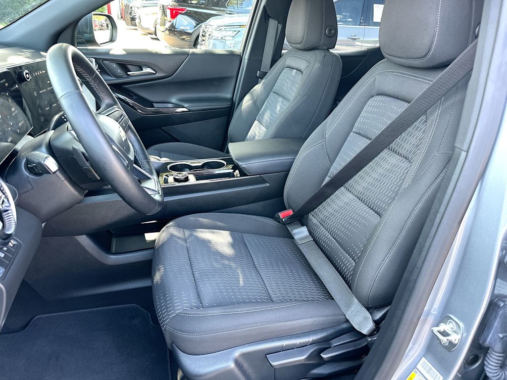 Thumbnail: 2026 Chevrolet Equinox - 10