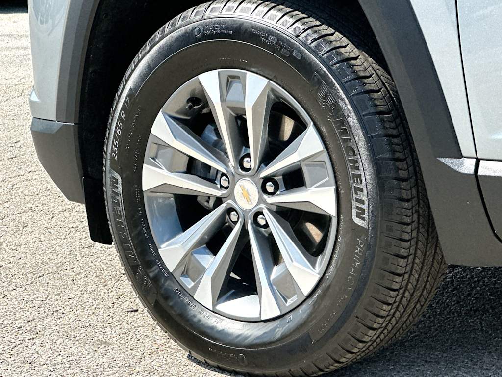 Thumbnail: 2026 Chevrolet Equinox - 8