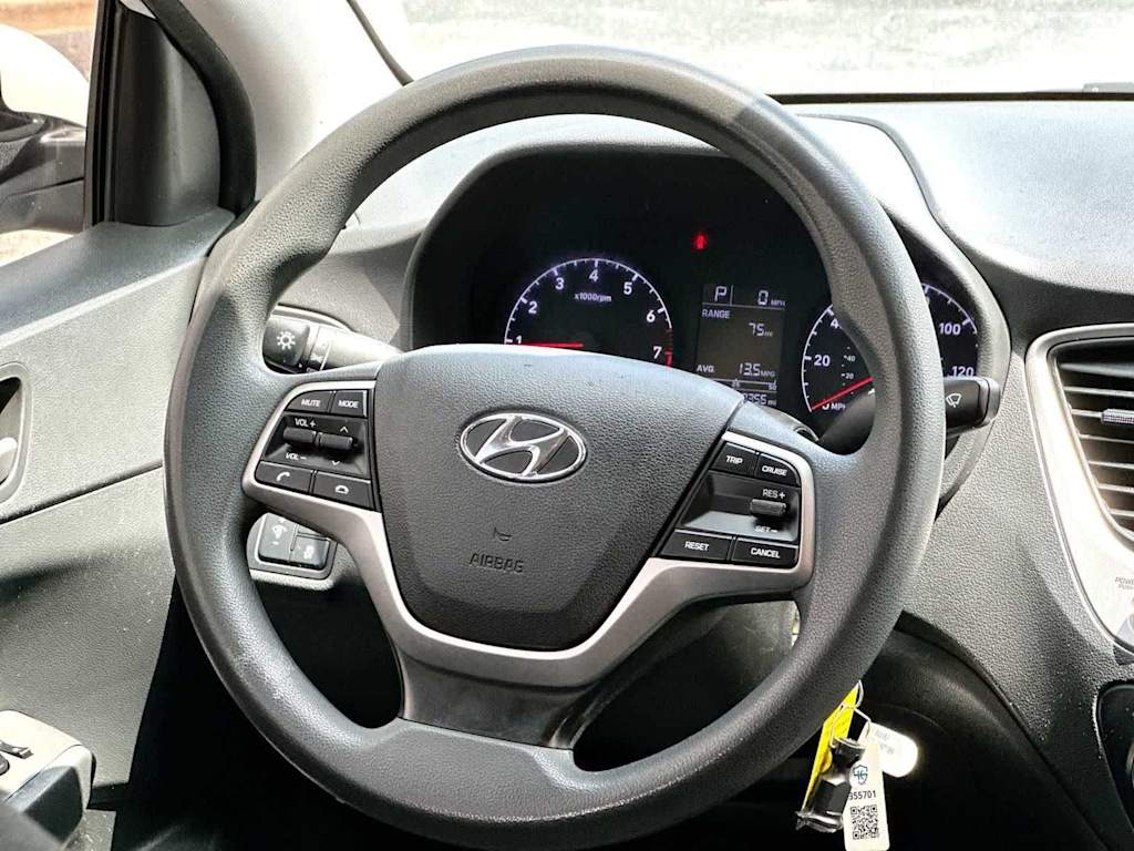 Thumbnail: 2022 Hyundai Accent - 11