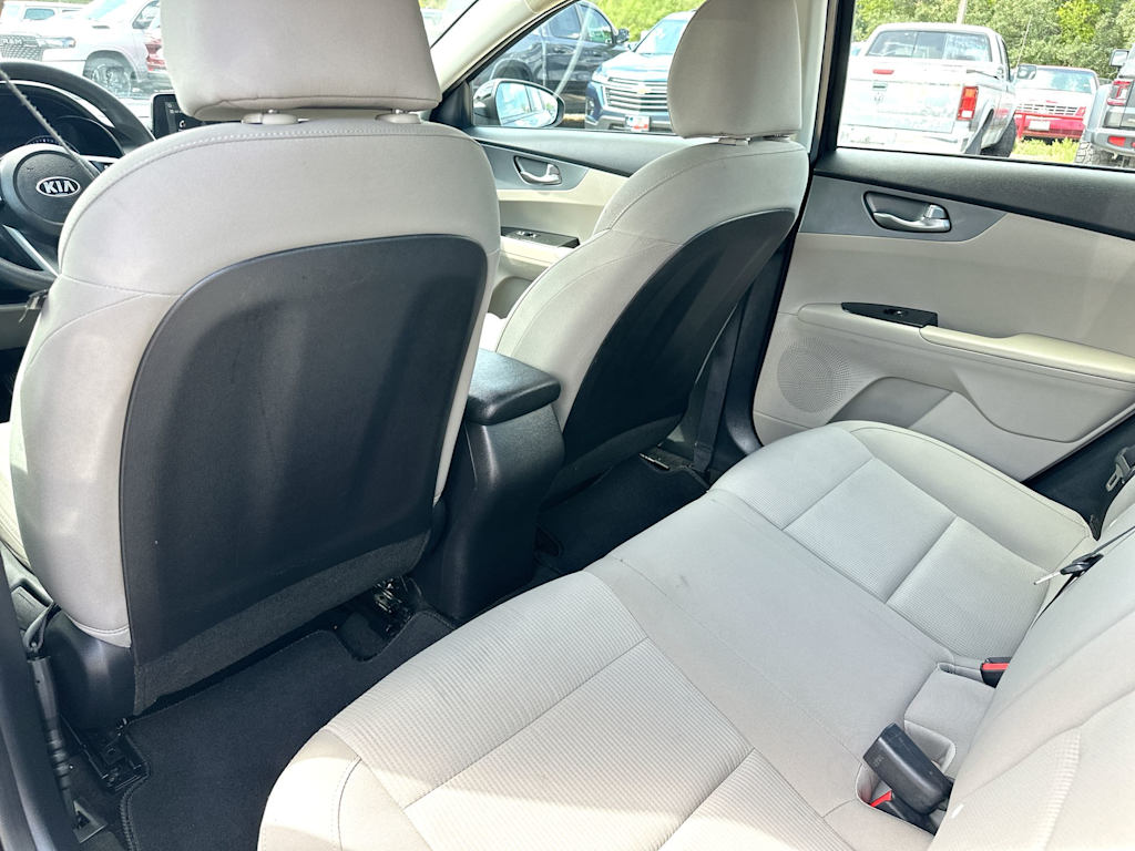 Thumbnail: 2021 Kia Forte - 27