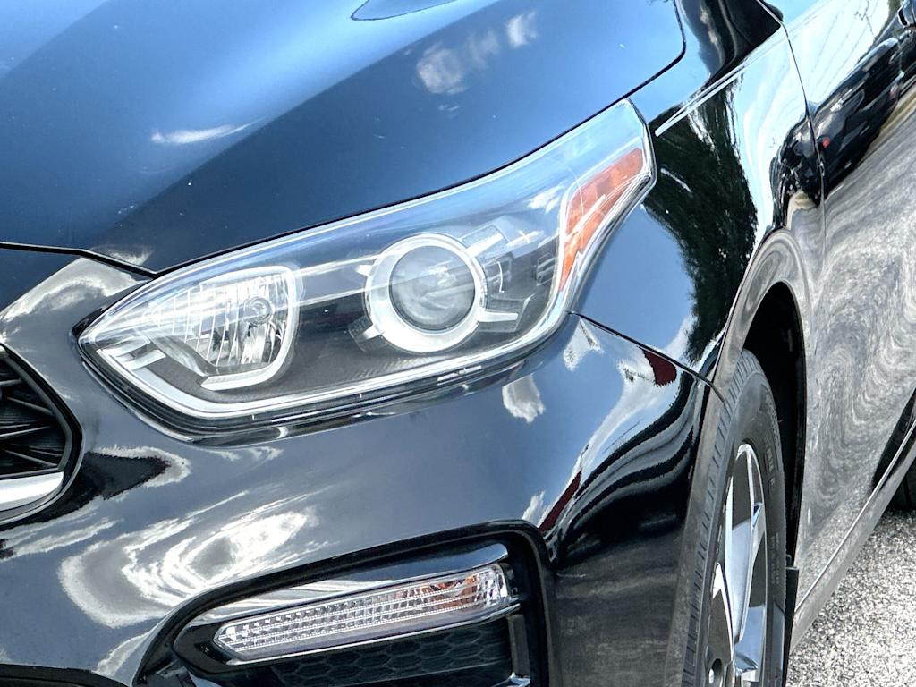 Thumbnail: 2021 Kia Forte - 26