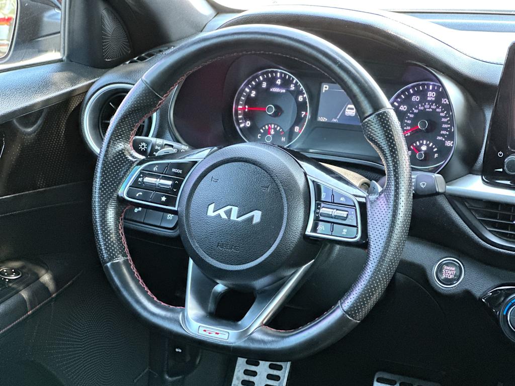 Thumbnail: 2022 Kia Forte - 12