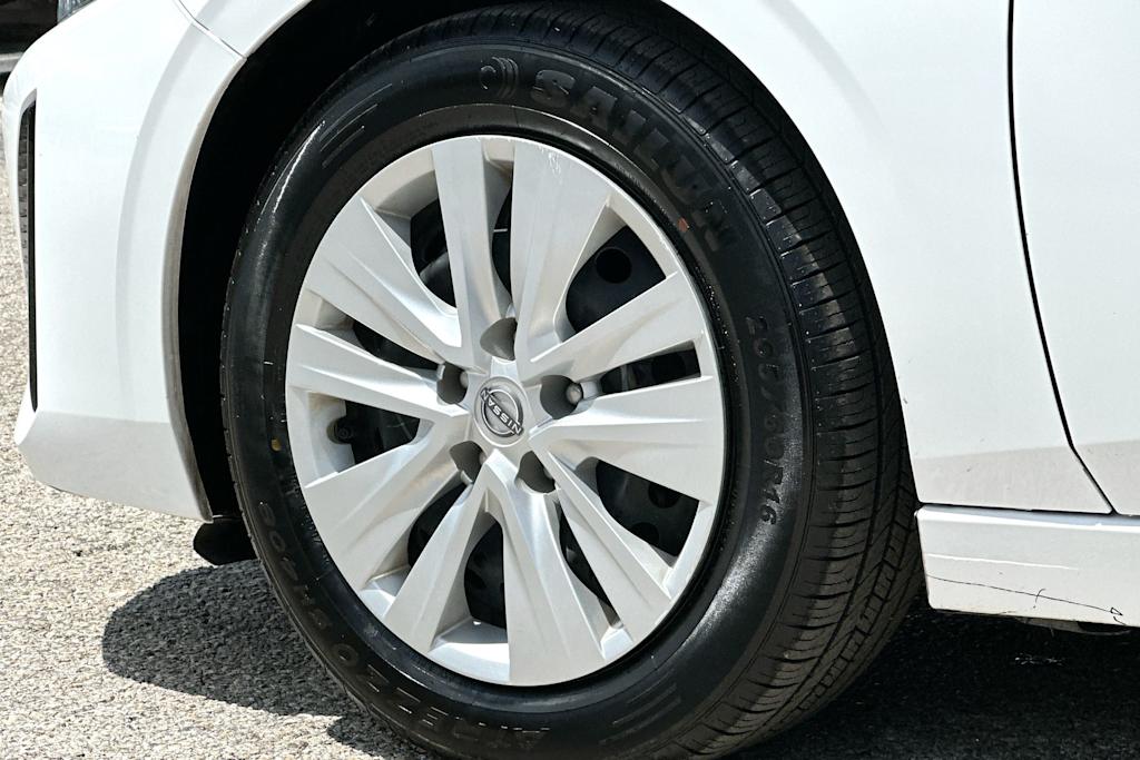 Thumbnail: 2024 Nissan Sentra - 8