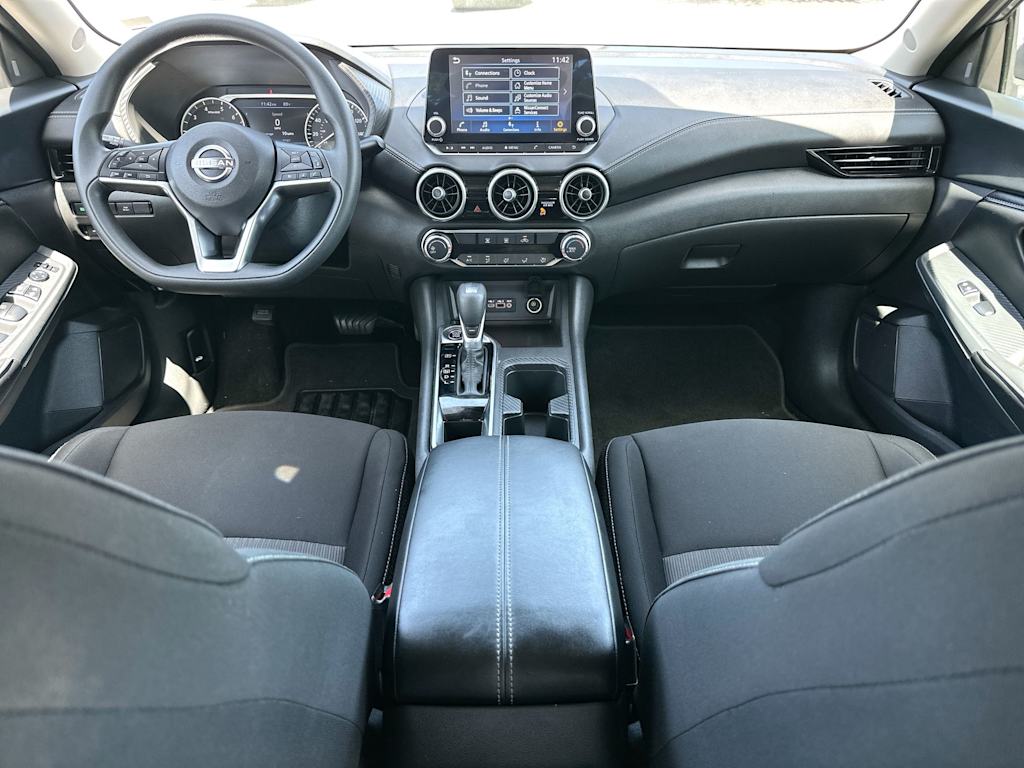 Thumbnail: 2025 Nissan Sentra - 9
