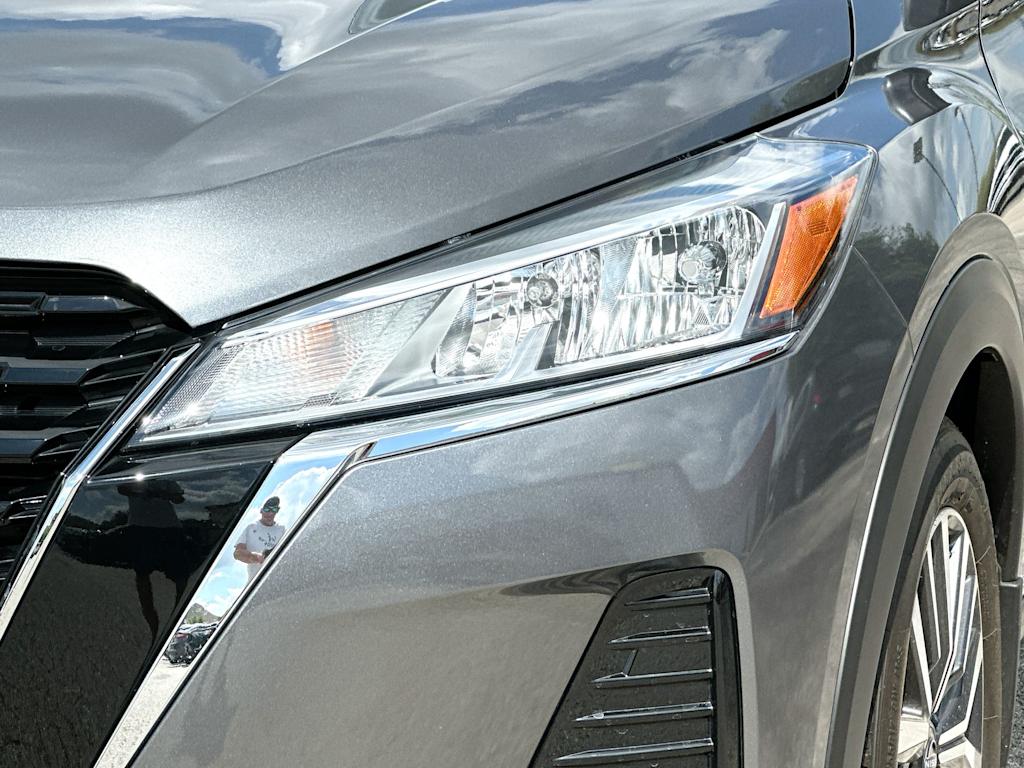 Thumbnail: 2024 Nissan Kicks - 26
