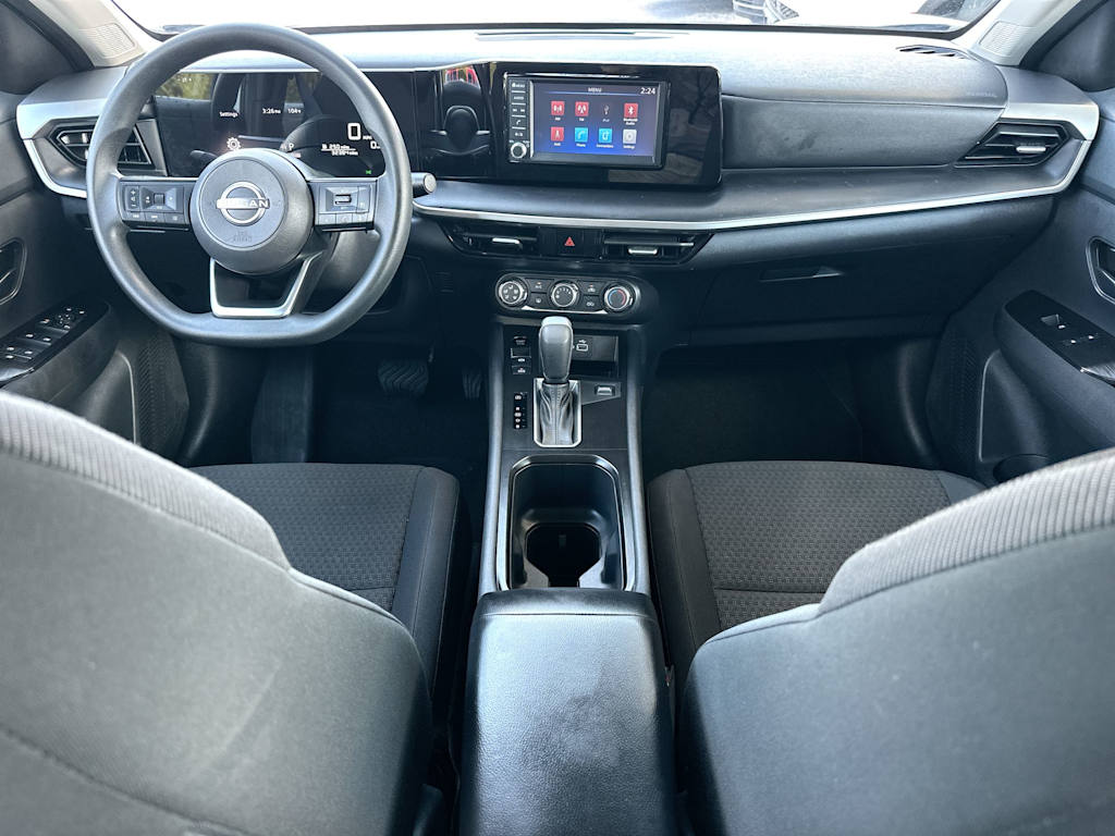 Thumbnail: 2025 Nissan Kicks - 9