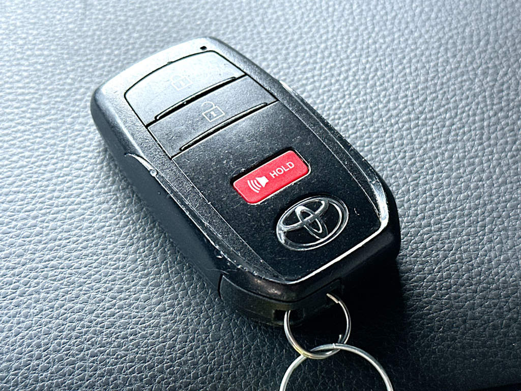 Thumbnail: 2025 Toyota Tacoma - 18