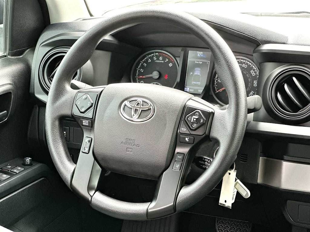 Thumbnail: 2021 Toyota Tacoma - 12