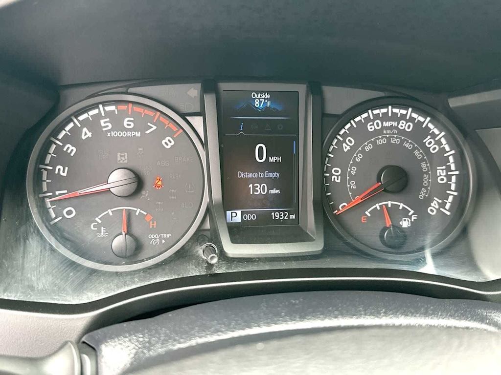Thumbnail: 2021 Toyota Tacoma - 15