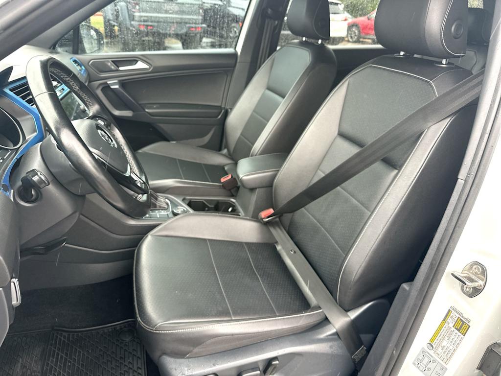 Thumbnail: 2021 Volkswagen Tiguan - 10
