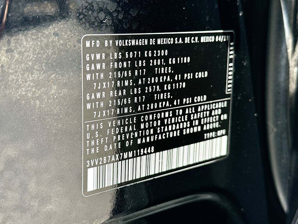 Thumbnail: 2021 Volkswagen Tiguan - 18