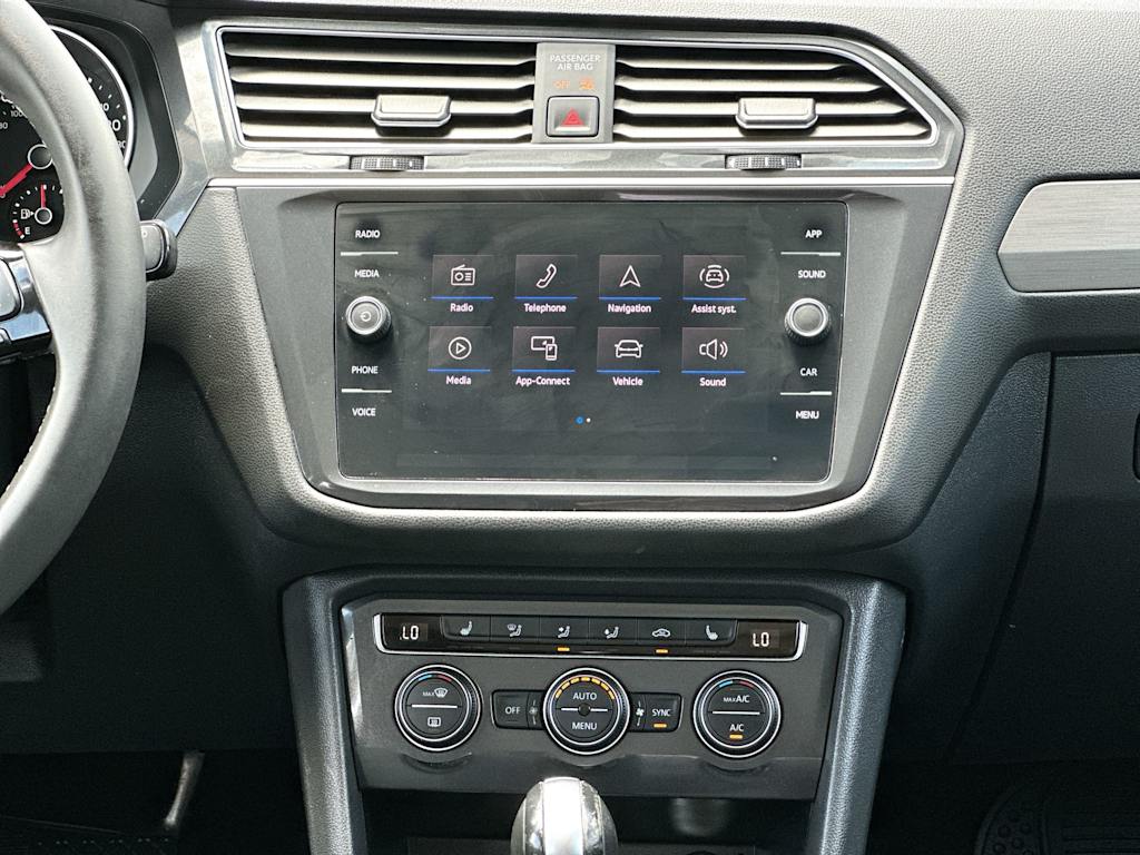 Thumbnail: 2021 Volkswagen Tiguan - 29