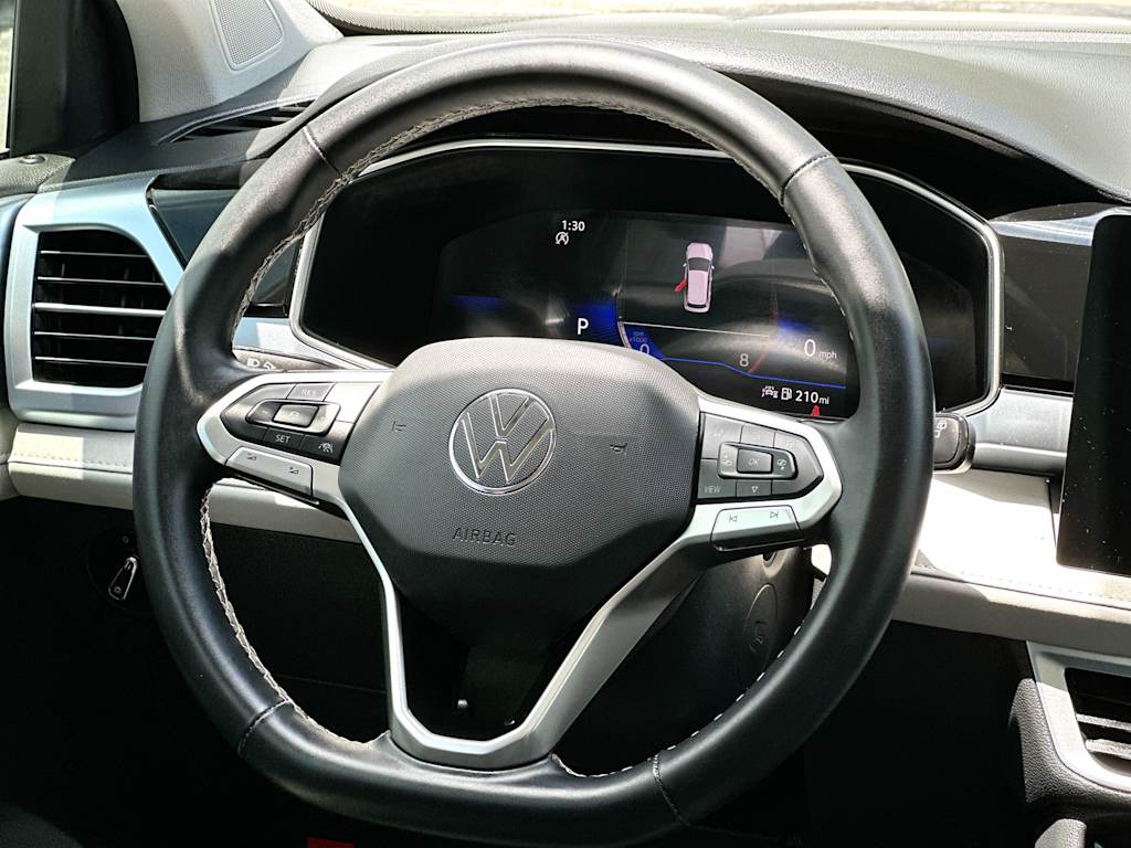 Thumbnail: 2025 Volkswagen Taos - 12
