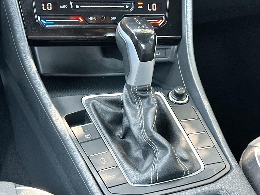 Thumbnail: 2025 Volkswagen Jetta - 14