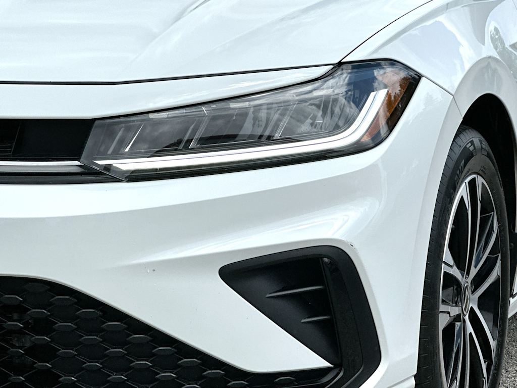 Thumbnail: 2025 Volkswagen Jetta - 26