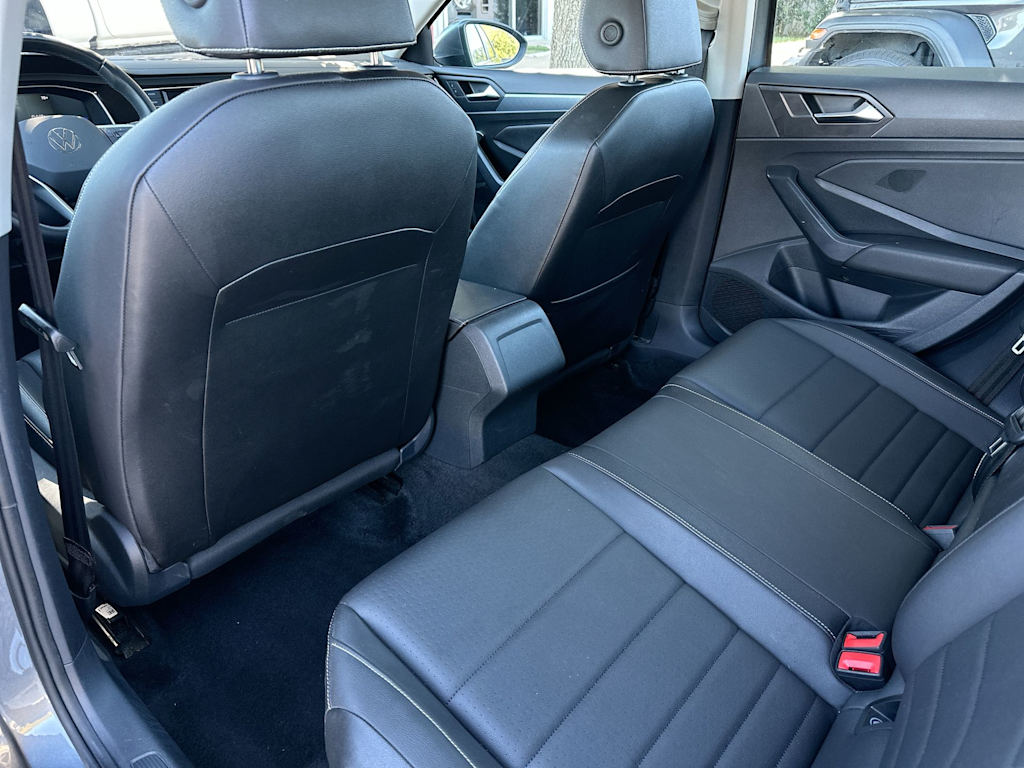 Thumbnail: 2024 Volkswagen Jetta - 28