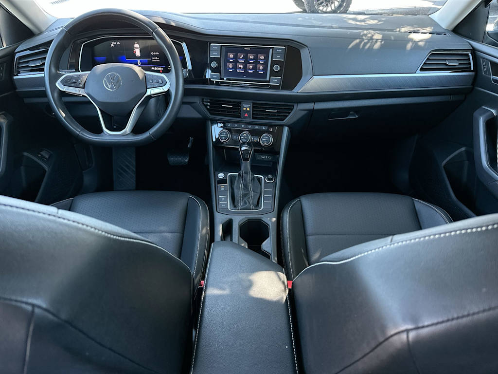 Thumbnail: 2024 Volkswagen Jetta - 9