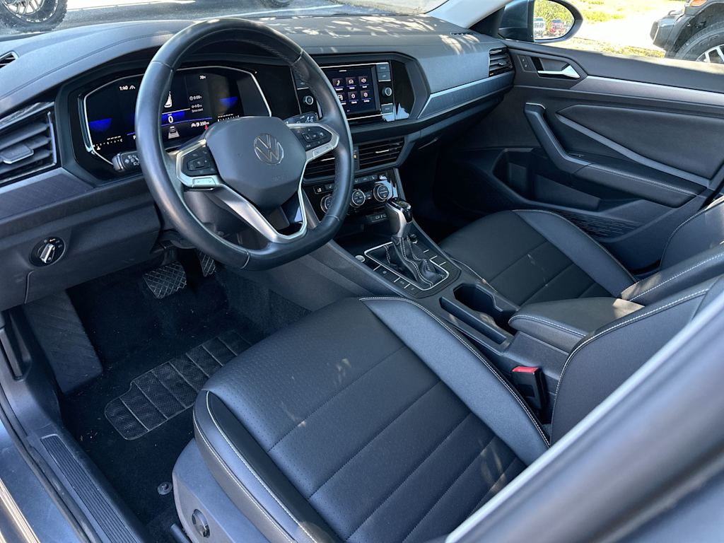 Thumbnail: 2024 Volkswagen Jetta - 2