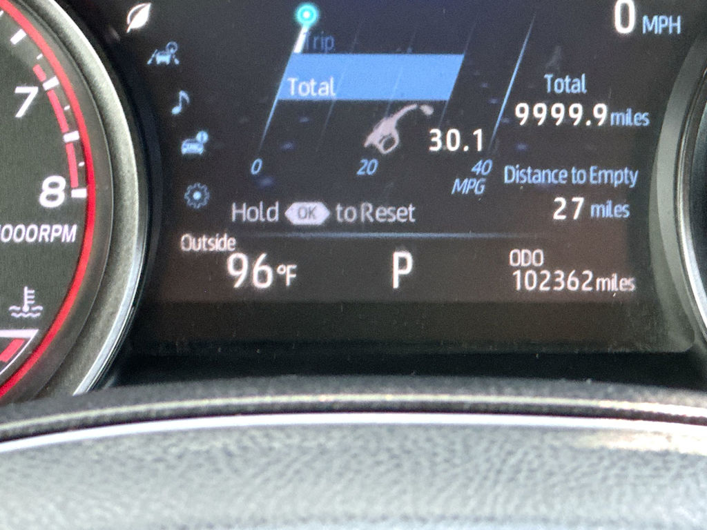 Thumbnail: 2021 Toyota Camry - 26
