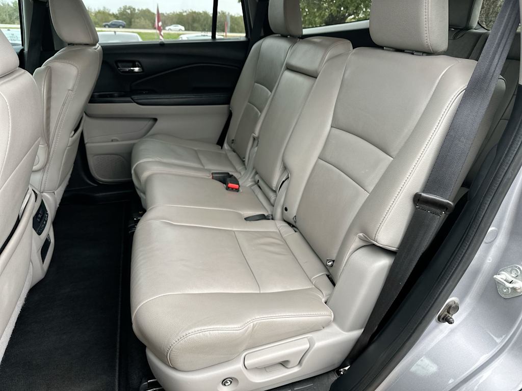 Thumbnail: 2022 Honda Pilot - 11