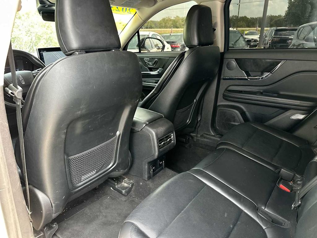 Thumbnail: 2023 Lincoln Corsair - 39