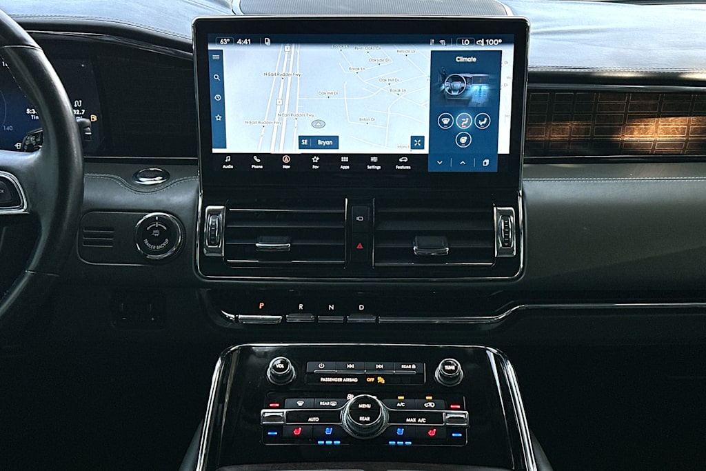 Thumbnail: 2022 Lincoln Navigator - 29