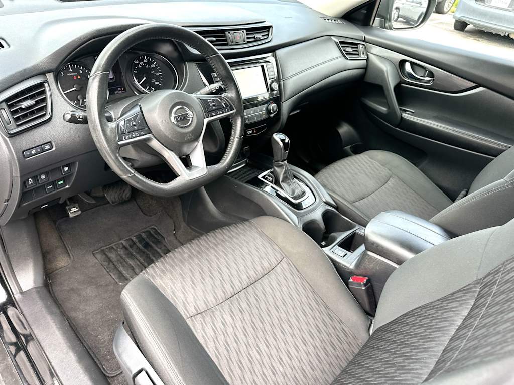 Thumbnail: 2019 Nissan Rogue - 2