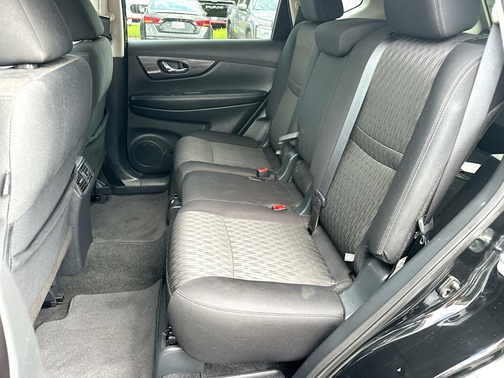Thumbnail: 2019 Nissan Rogue - 11