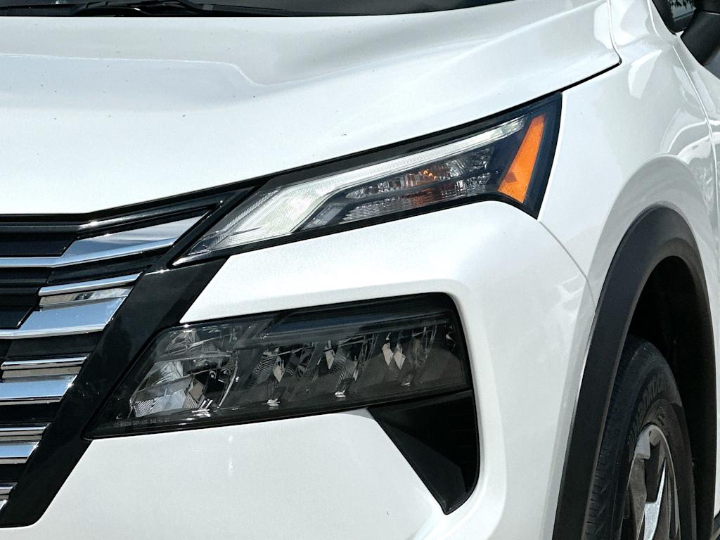 Thumbnail: 2025 Nissan Rogue - 27
