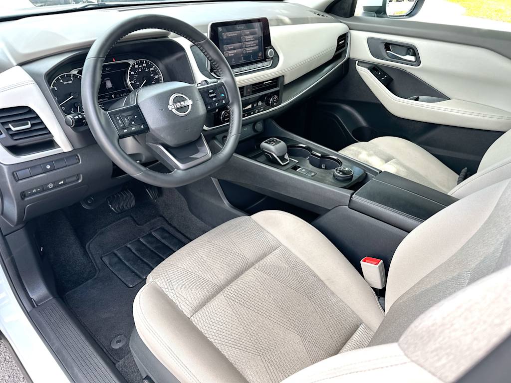 Thumbnail: 2025 Nissan Rogue - 2