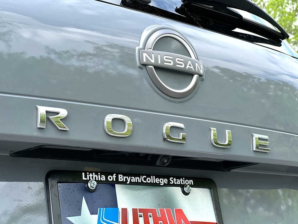 Thumbnail: 2023 Nissan Rogue - 7