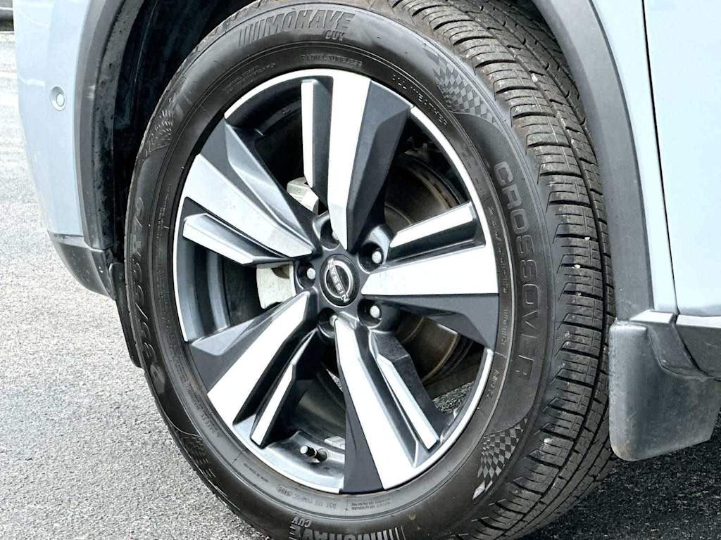 Thumbnail: 2023 Nissan Rogue - 8