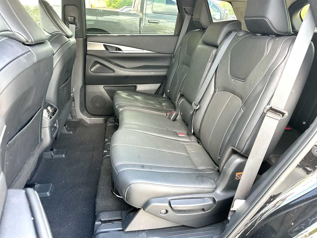 Thumbnail: 2023 INFINITI QX60 - 11