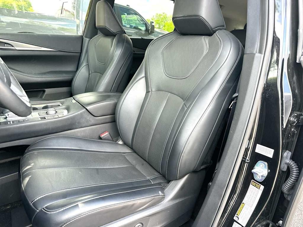 Thumbnail: 2023 INFINITI QX60 - 9