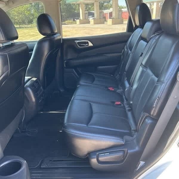 Thumbnail: 2019 Nissan Pathfinder - 8