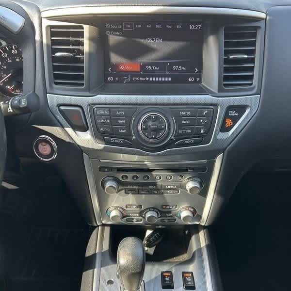 Thumbnail: 2019 Nissan Pathfinder - 9