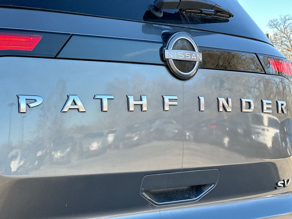 Thumbnail: 2022 Nissan Pathfinder - 8