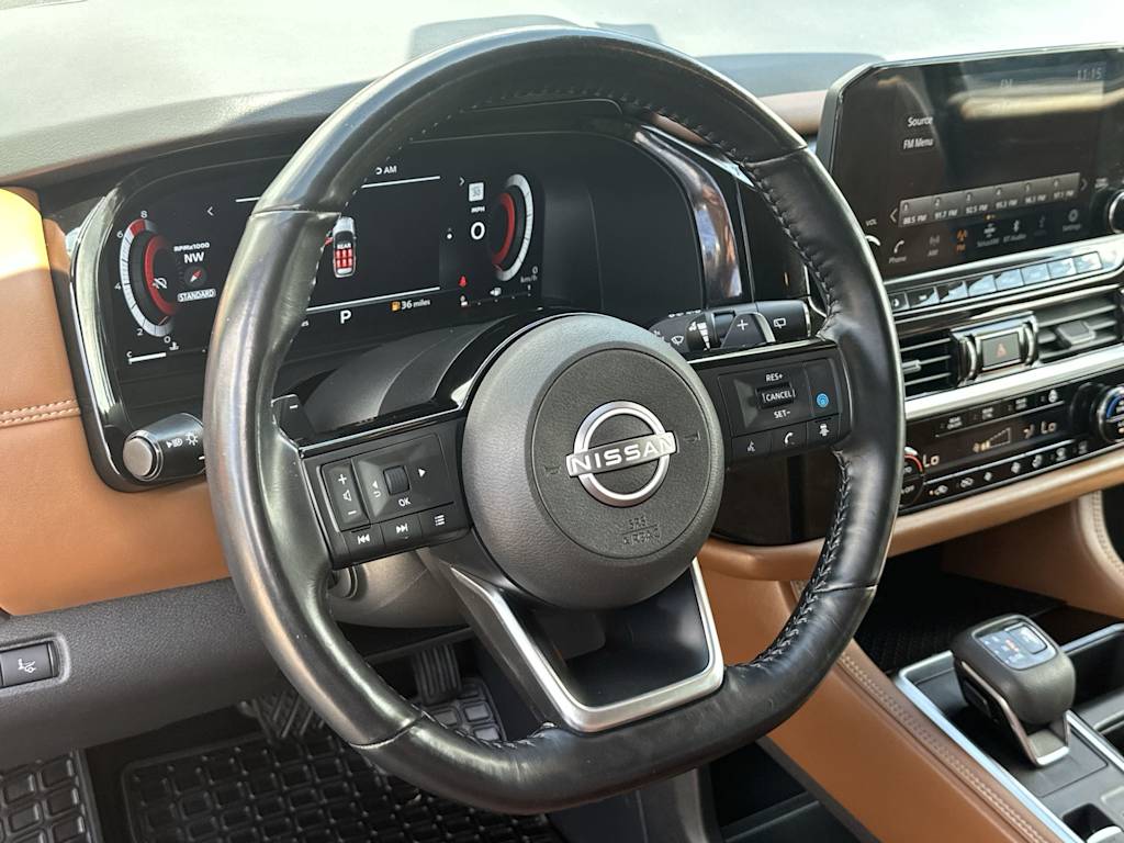 Thumbnail: 2024 Nissan Pathfinder - 8