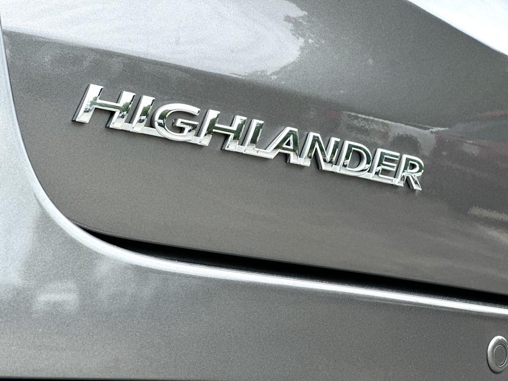 Thumbnail: 2015 Toyota Highlander - 7