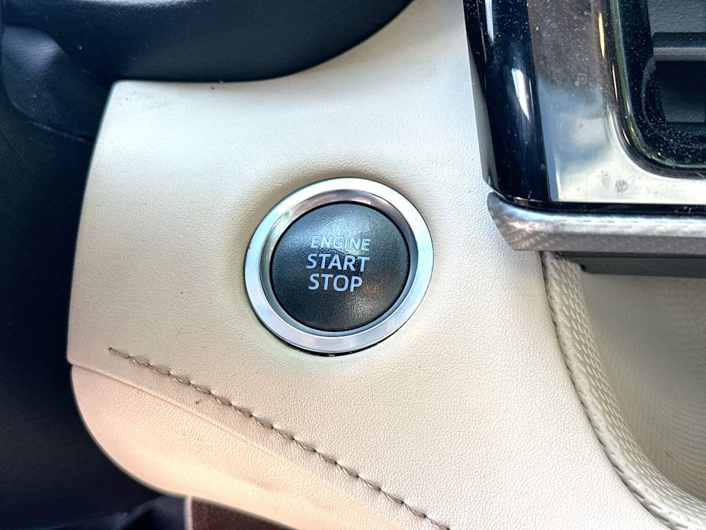 Thumbnail: 2020 Toyota Highlander - 29