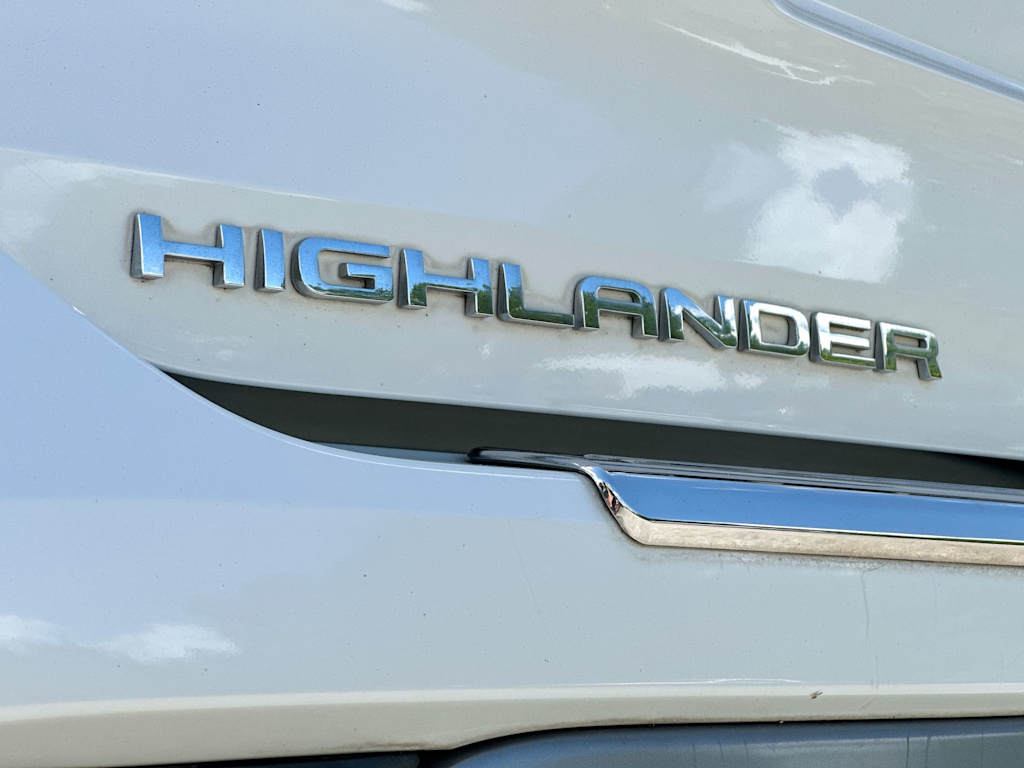 Thumbnail: 2020 Toyota Highlander - 7